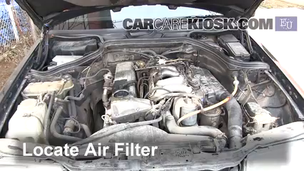 1995 Mercedes-Benz E250 2.5L 5 Cyl. Diesel Air Filter (Engine) Check